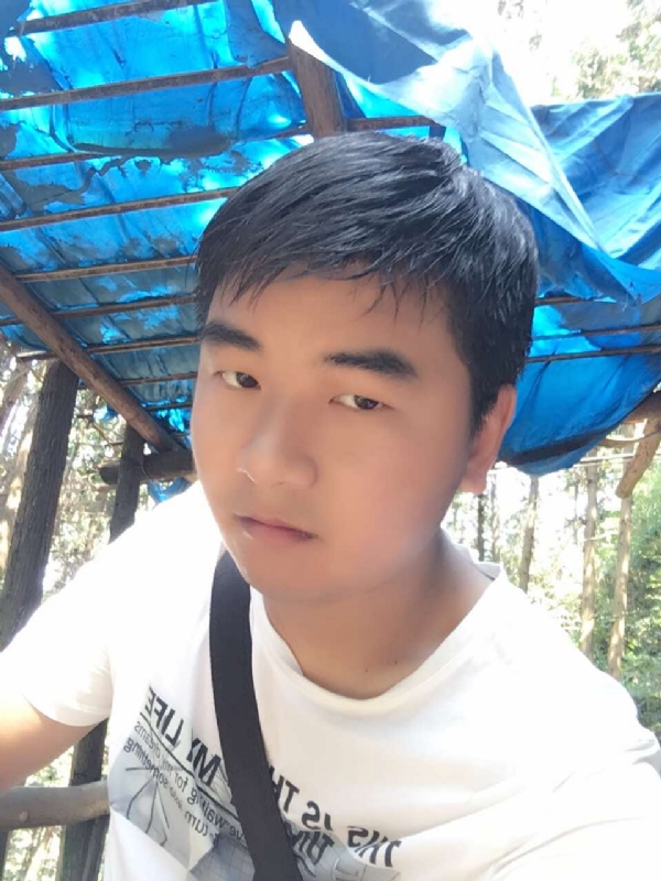 殷勤的王子的第三张照片--通城闪婚服务中心